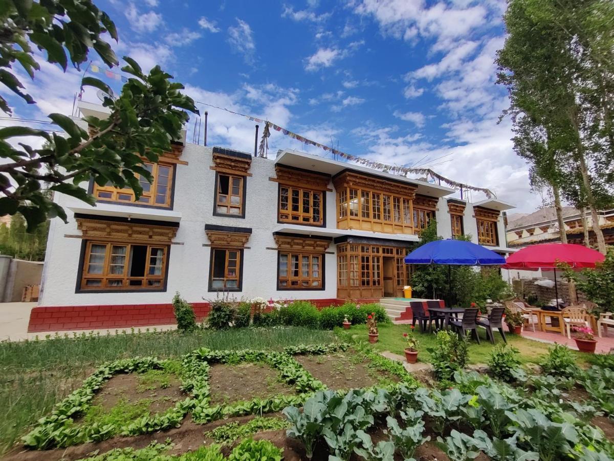 Jig Gyas Guest House Лех Экстерьер фото