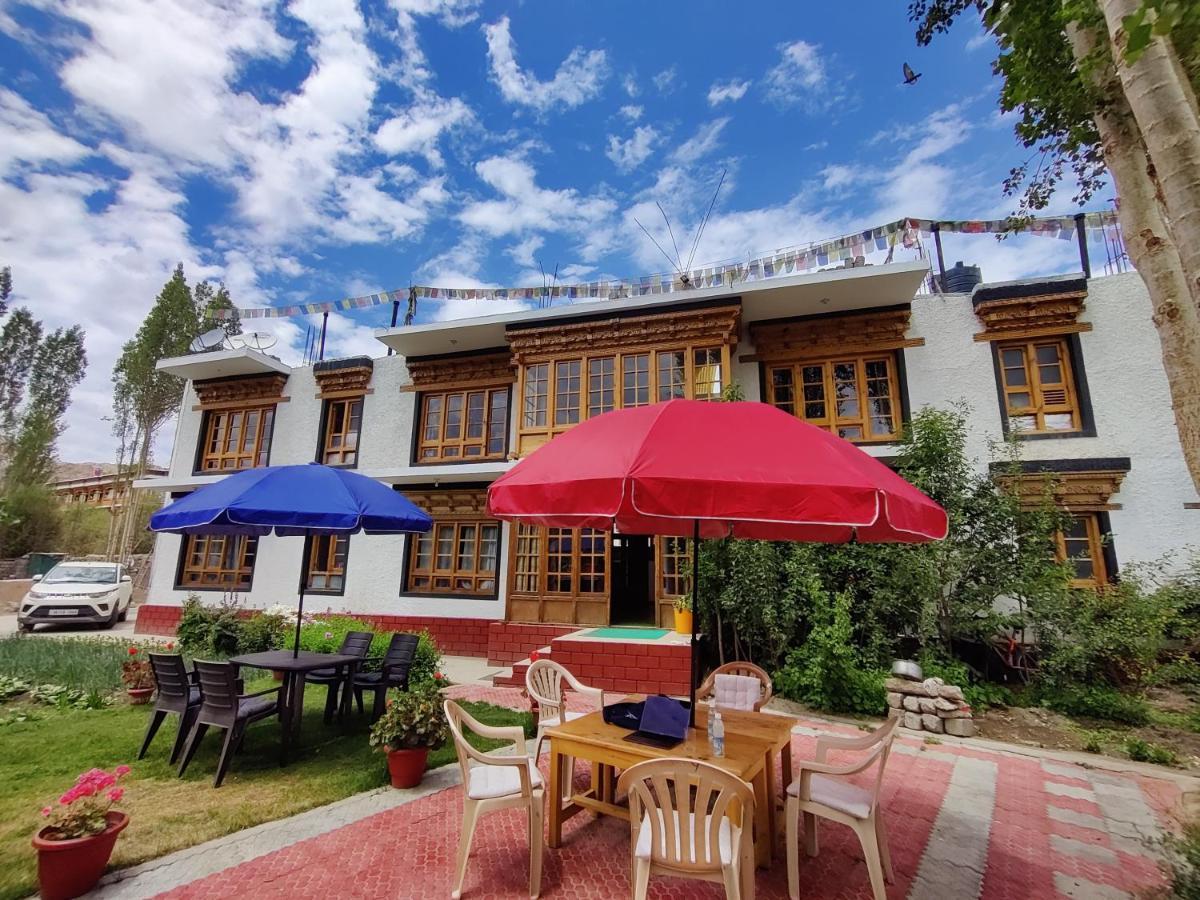 Jig Gyas Guest House Лех Экстерьер фото