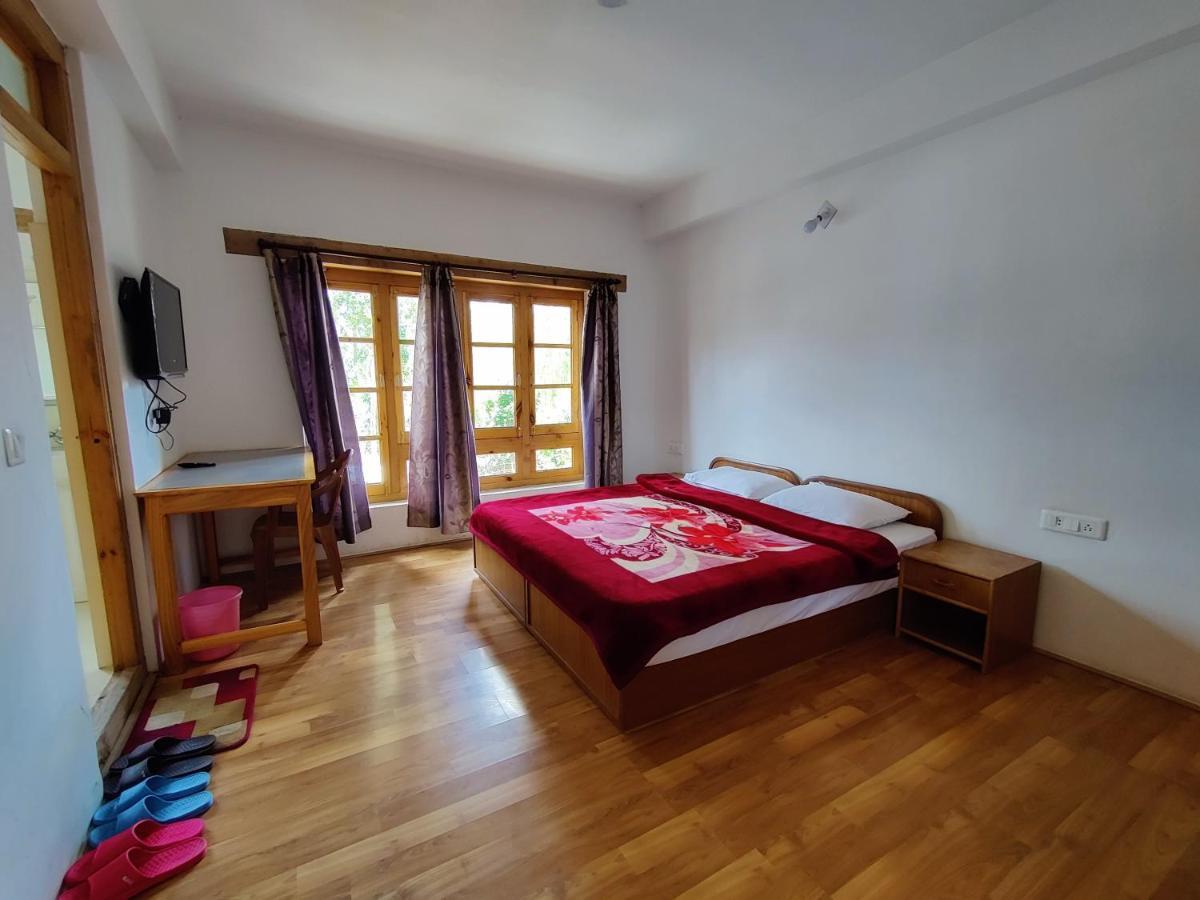 Jig Gyas Guest House Лех Экстерьер фото